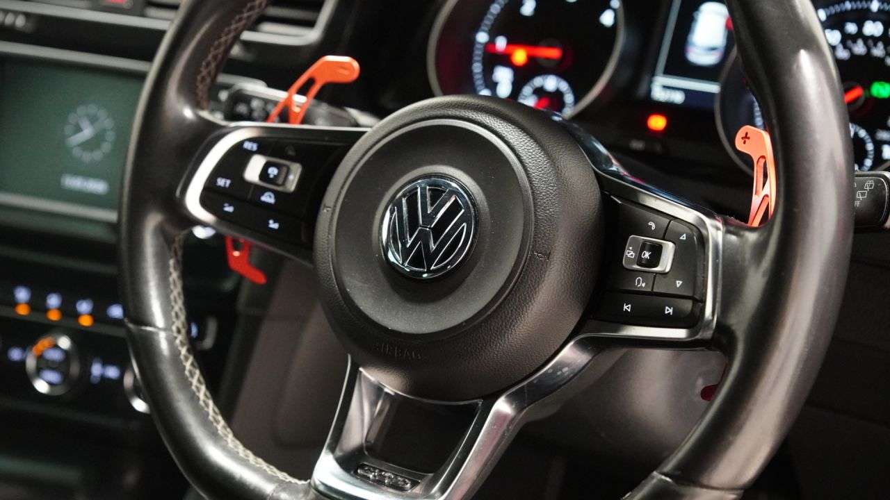 2015 VOLKSWAGEN GOLF 2015 VOLKSWAGEN GOLF