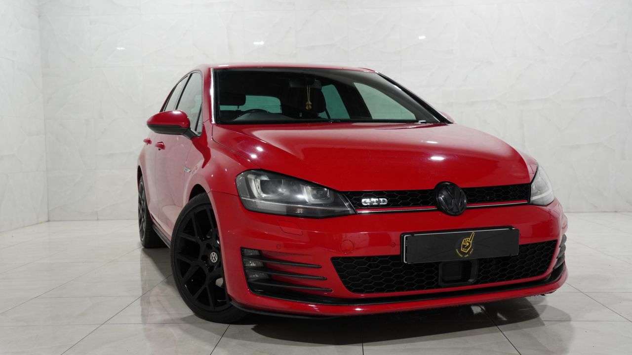 A 2015 VOLKSWAGEN GOLF 2.0 TDI BlueMotion Tech GTD Hatchback 5dr Diesel DSG Euro 6 (s/s) (184 ps) A 2015 VOLKSWAGEN GOLF 2.0 TDI BlueMotion Tech GTD Hatchback 5dr Diesel DSG Euro 6 (s/s) (184 ps)
