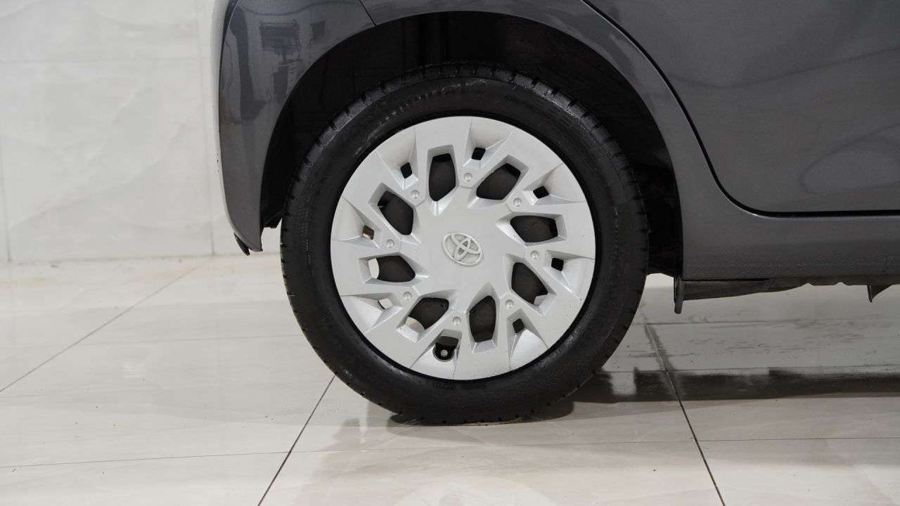 2021 TOYOTA AYGO 2021 TOYOTA AYGO