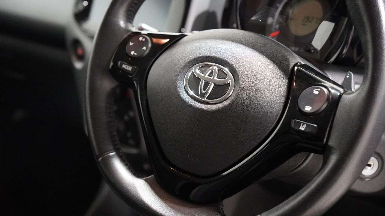 2021 TOYOTA AYGO 2021 TOYOTA AYGO