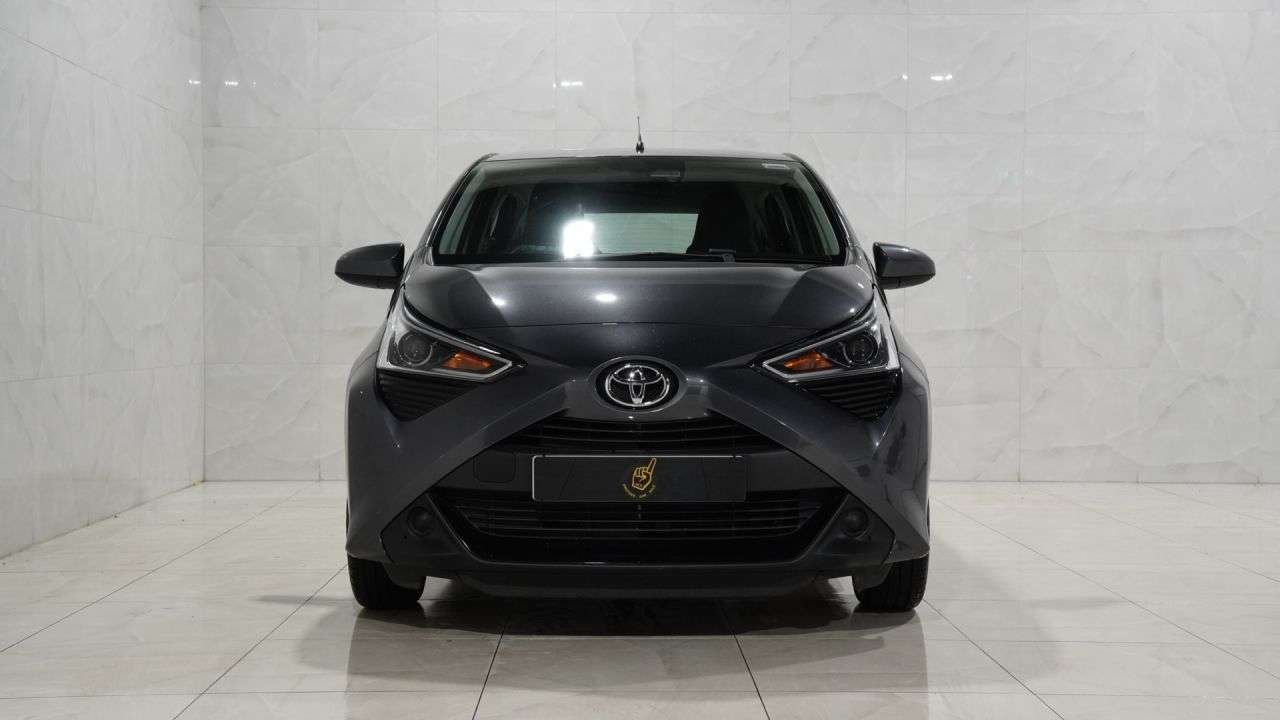 2021 TOYOTA AYGO 2021 TOYOTA AYGO