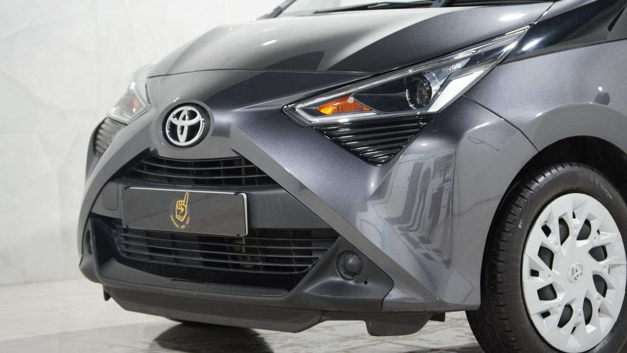 2021 TOYOTA AYGO 2021 TOYOTA AYGO