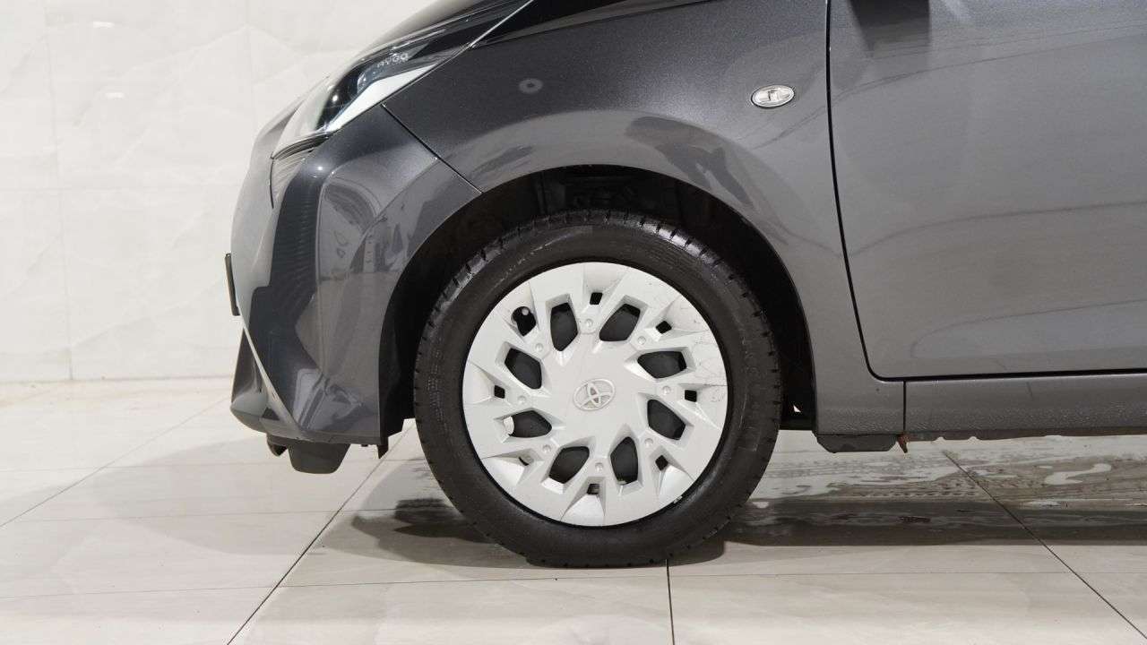 2021 TOYOTA AYGO 2021 TOYOTA AYGO