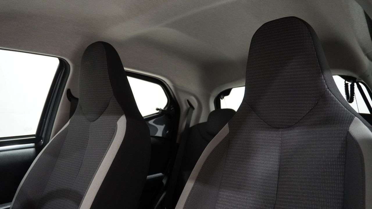 2021 TOYOTA AYGO 2021 TOYOTA AYGO