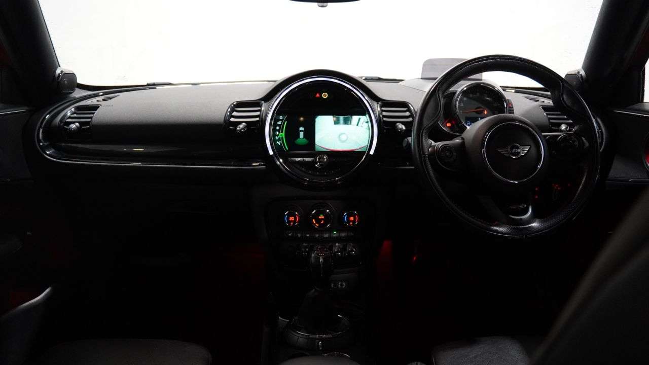 2017 MINI CLUBMAN 2017 MINI CLUBMAN
