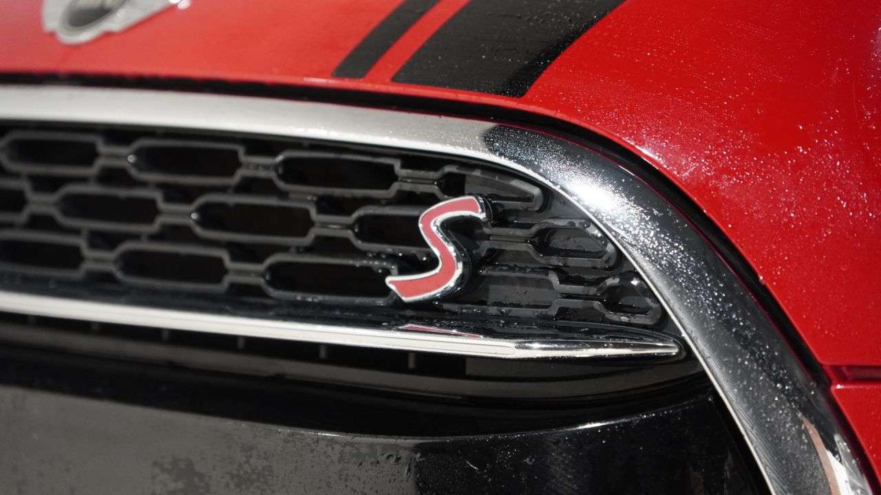 2017 MINI CLUBMAN 2017 MINI CLUBMAN