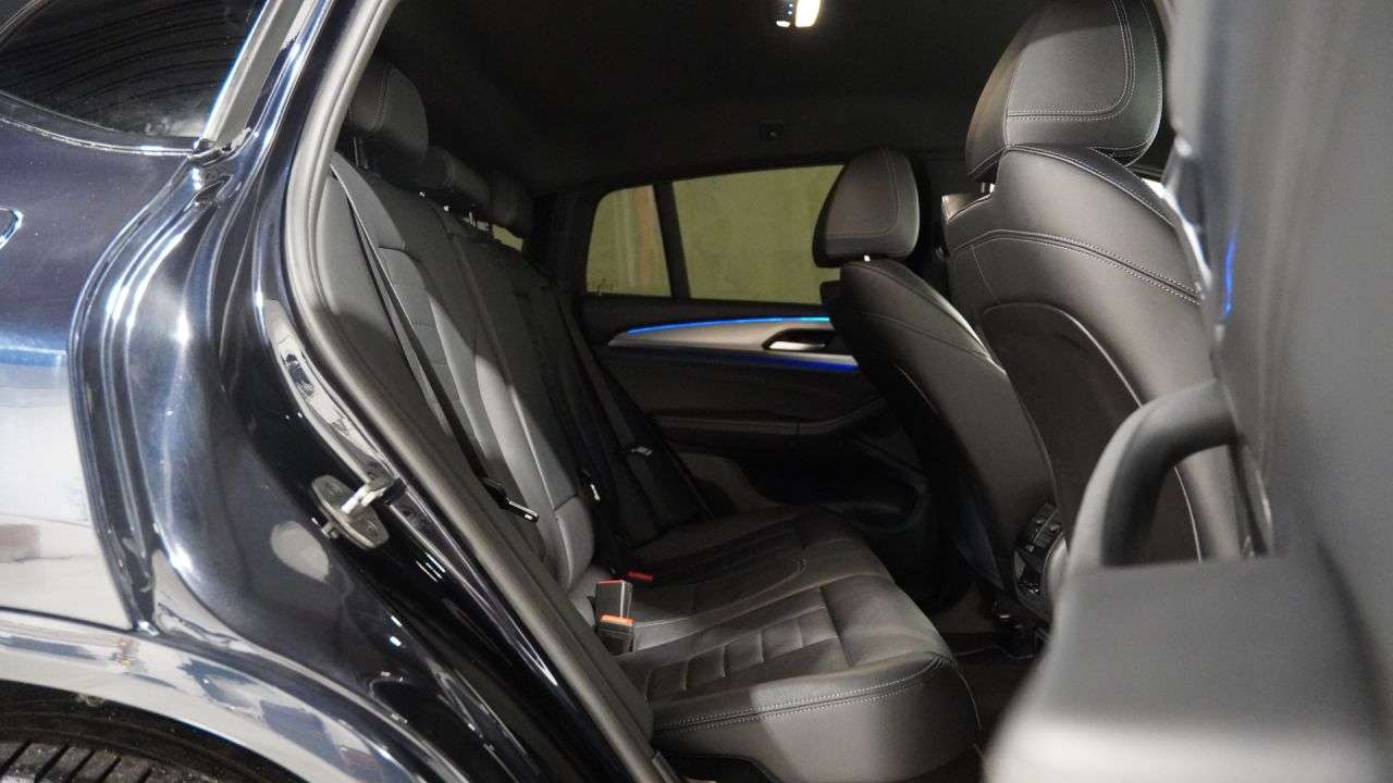 2021 BMW X4 2021 BMW X4