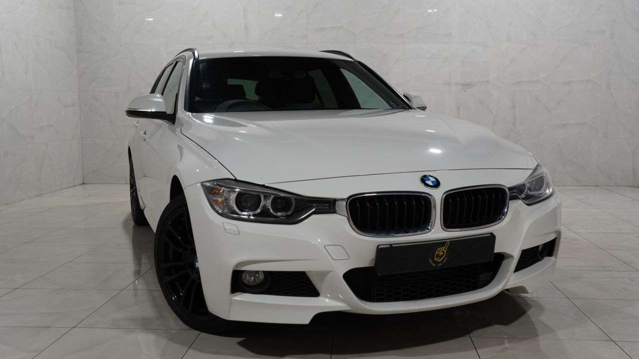 A 2014 BMW 3 SERIES 2.0 320d M Sport Touring 5dr Diesel Auto xDrive Euro 5 (s/s) (184 ps) A 2014 BMW 3 SERIES 2.0 320d M Sport Touring 5dr Diesel Auto xDrive Euro 5 (s/s) (184 ps)
