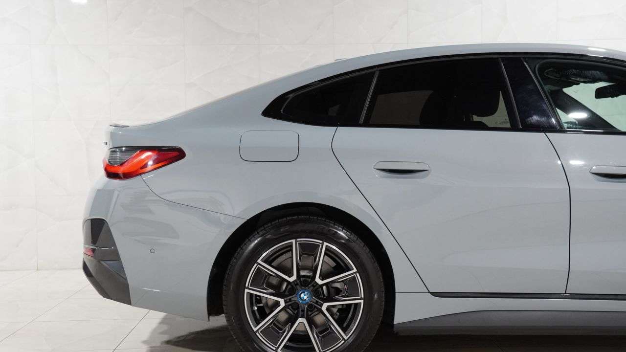 2023 BMW I4 2023 BMW I4