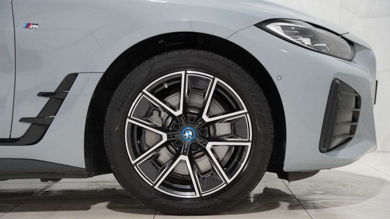 2023 BMW I4 2023 BMW I4