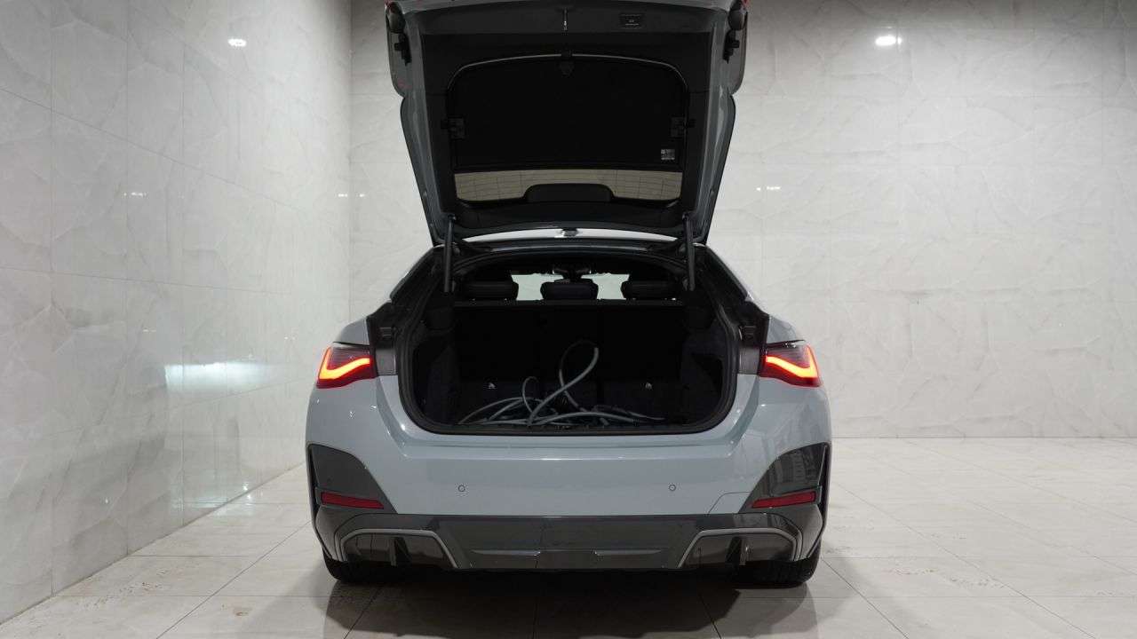 2023 BMW I4 2023 BMW I4