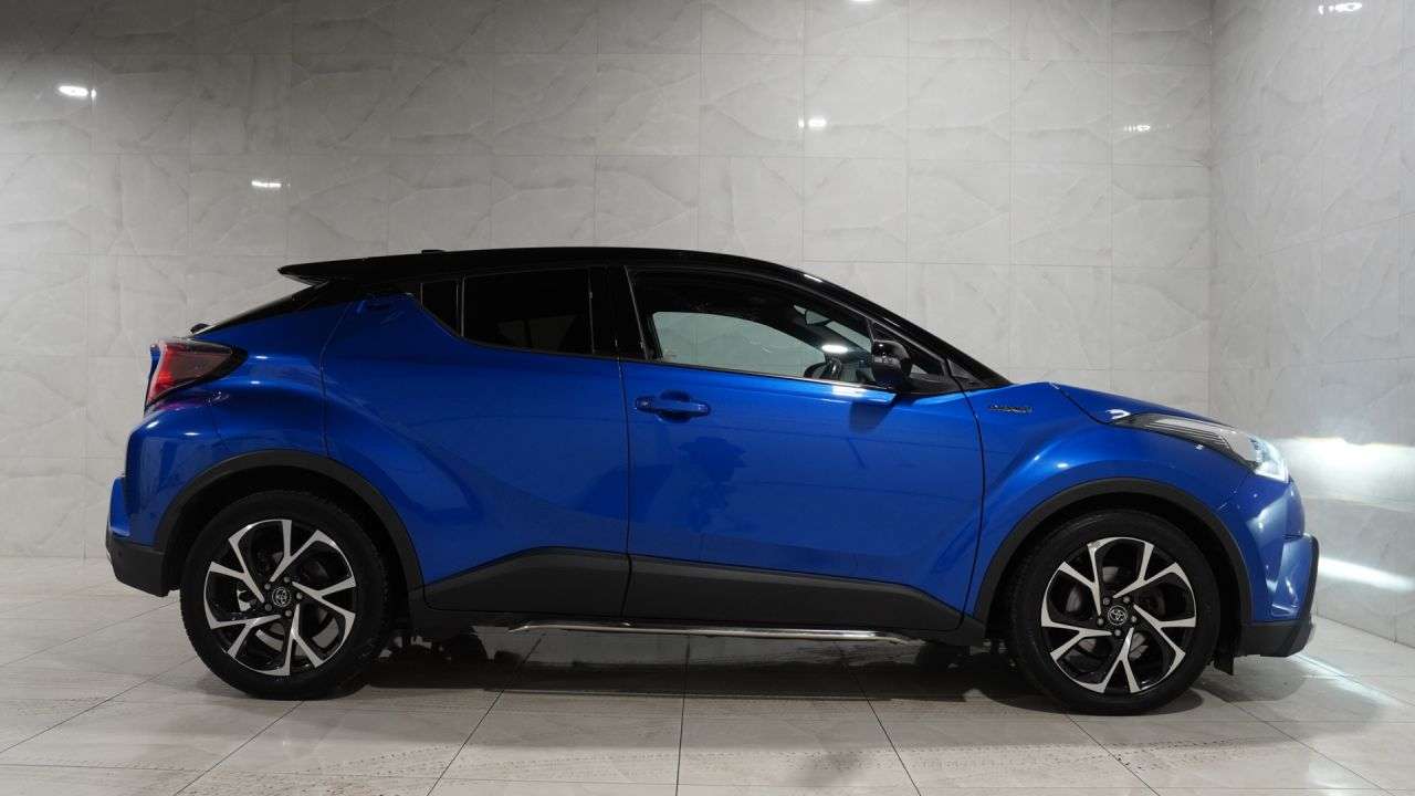 2017 TOYOTA C-HR 2017 TOYOTA C-HR