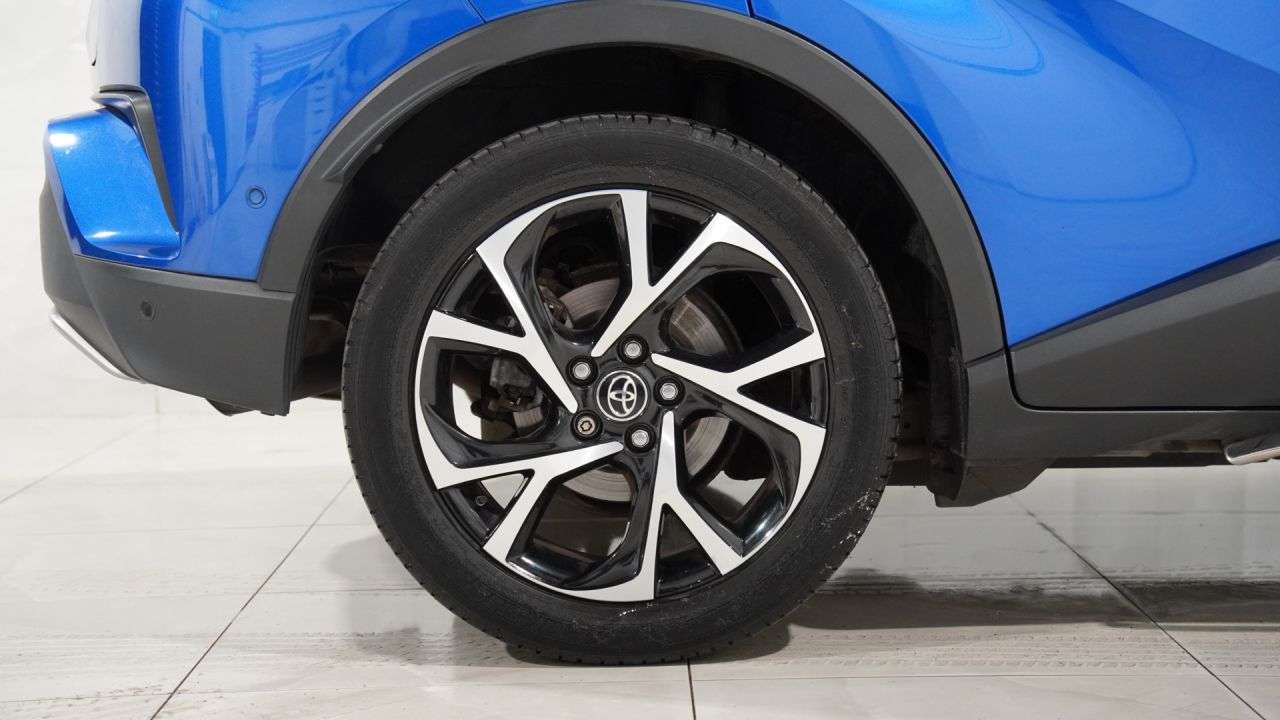 2017 TOYOTA C-HR 2017 TOYOTA C-HR