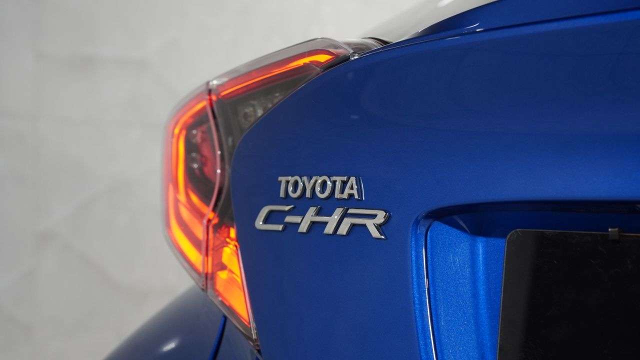 2017 TOYOTA C-HR 2017 TOYOTA C-HR
