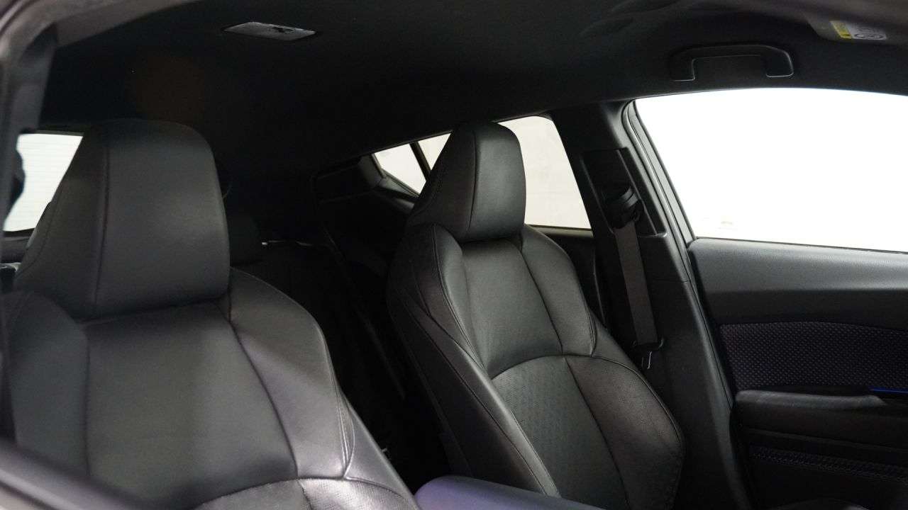 2017 TOYOTA C-HR 2017 TOYOTA C-HR