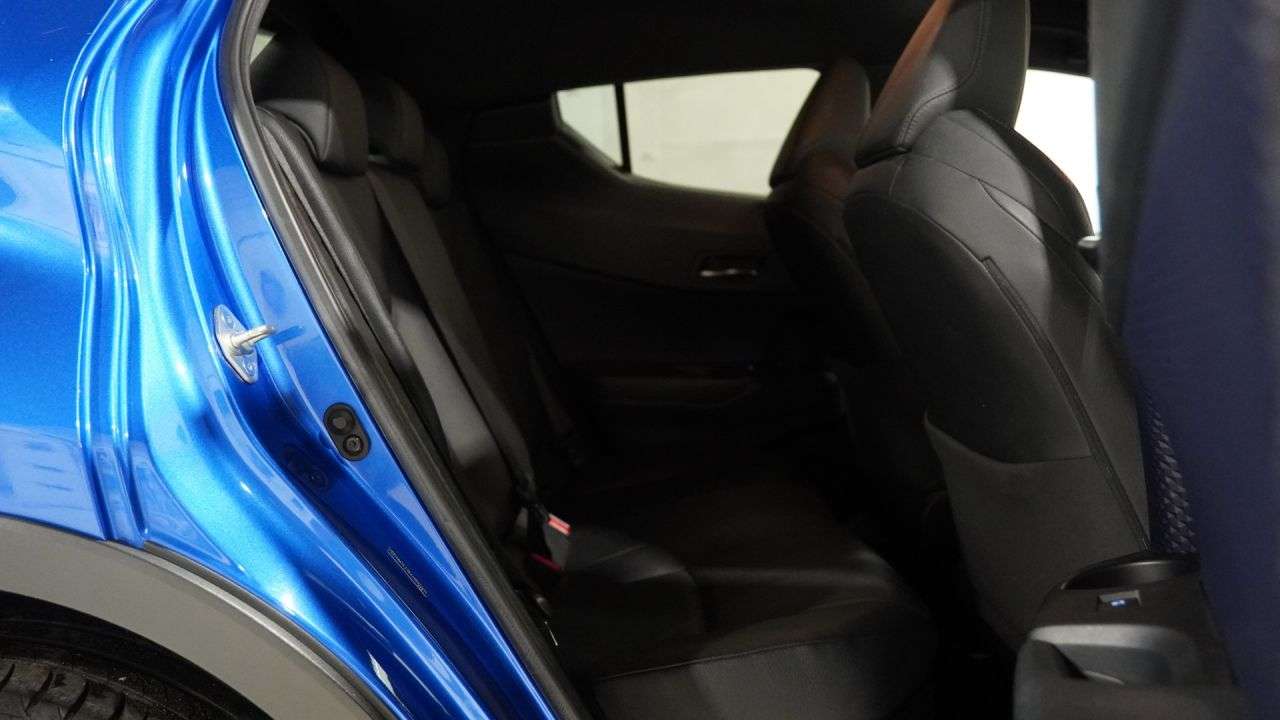 2017 TOYOTA C-HR 2017 TOYOTA C-HR