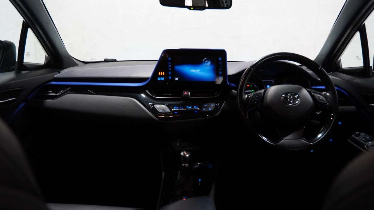 2017 TOYOTA C-HR 2017 TOYOTA C-HR