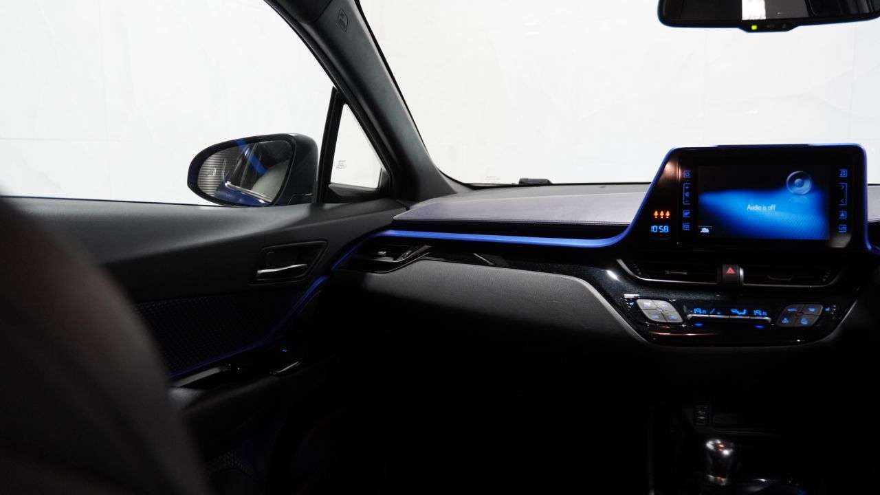2017 TOYOTA C-HR 2017 TOYOTA C-HR