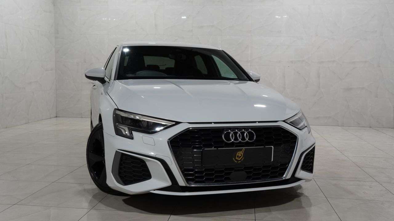 A 2021 AUDI A3 1.5 TFSI 35 S line Sportback 5dr Petrol S Tronic Euro 6 (s/s) (150 ps) A 2021 AUDI A3 1.5 TFSI 35 S line Sportback 5dr Petrol S Tronic Euro 6 (s/s) (150 ps)