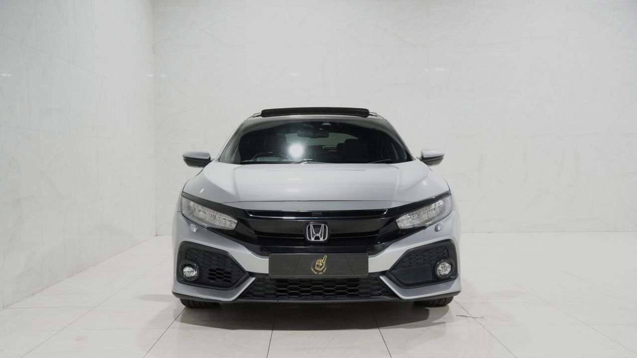 A 2018 HONDA CIVIC 1.0 VTEC Turbo EX Hatchback 5dr Petrol CVT Euro 6 (s/s) (126 ps) A 2018 HONDA CIVIC 1.0 VTEC Turbo EX Hatchback 5dr Petrol CVT Euro 6 (s/s) (126 ps)