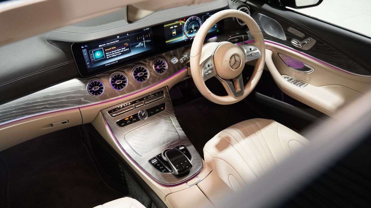 A 2018 MERCEDES-BENZ CLS CLASS 2.9 CLS400d AMG Line (Premium Plus) Coupe 4dr Diesel G-Tronic 4MATIC Euro 6 A 2018 MERCEDES-BENZ CLS CLASS 2.9 CLS400d AMG Line (Premium Plus) Coupe 4dr Diesel G-Tronic 4MATIC Euro 6