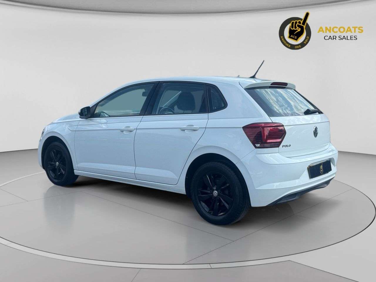 A 2018 VOLKSWAGEN POLO 1.0 TSI SE Hatchback 5dr Petrol Manual Euro 6 (s/s) (95 ps) A 2018 VOLKSWAGEN POLO 1.0 TSI SE Hatchback 5dr Petrol Manual Euro 6 (s/s) (95 ps)