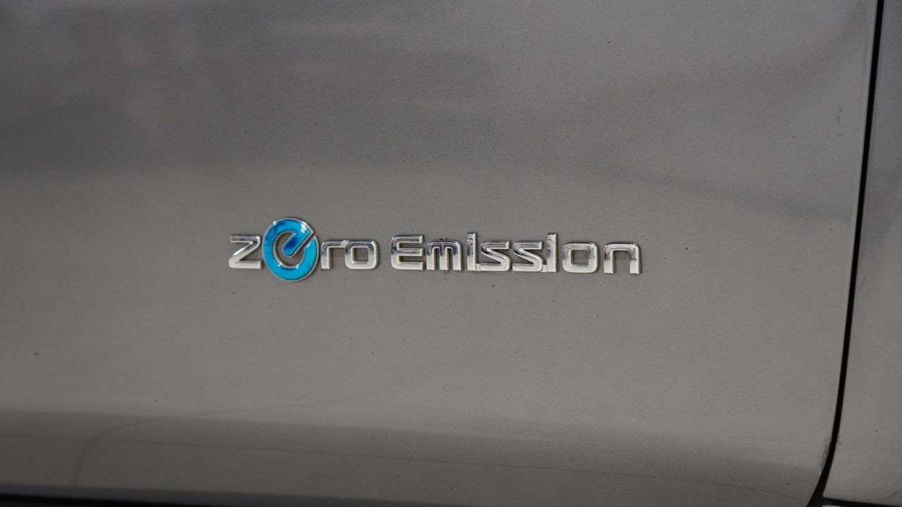 2019 NISSAN LEAF 2019 NISSAN LEAF