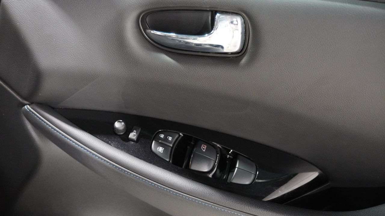 2019 NISSAN LEAF 2019 NISSAN LEAF