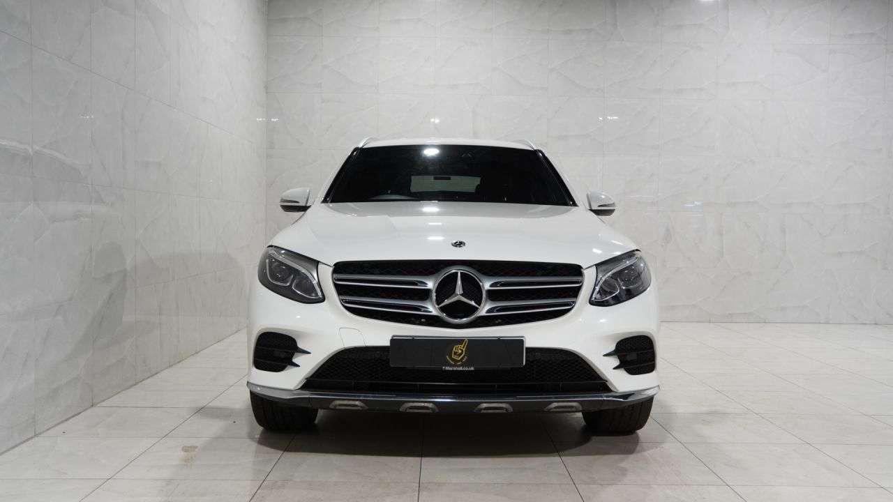 A 2018 MERCEDES-BENZ GLC 2.1 GLC250d AMG Line SUV 5dr Diesel G-Tronic+ 4MATIC Euro 6 (s/s) (204 ps) A 2018 MERCEDES-BENZ GLC 2.1 GLC250d AMG Line SUV 5dr Diesel G-Tronic+ 4MATIC Euro 6 (s/s) (204 ps)