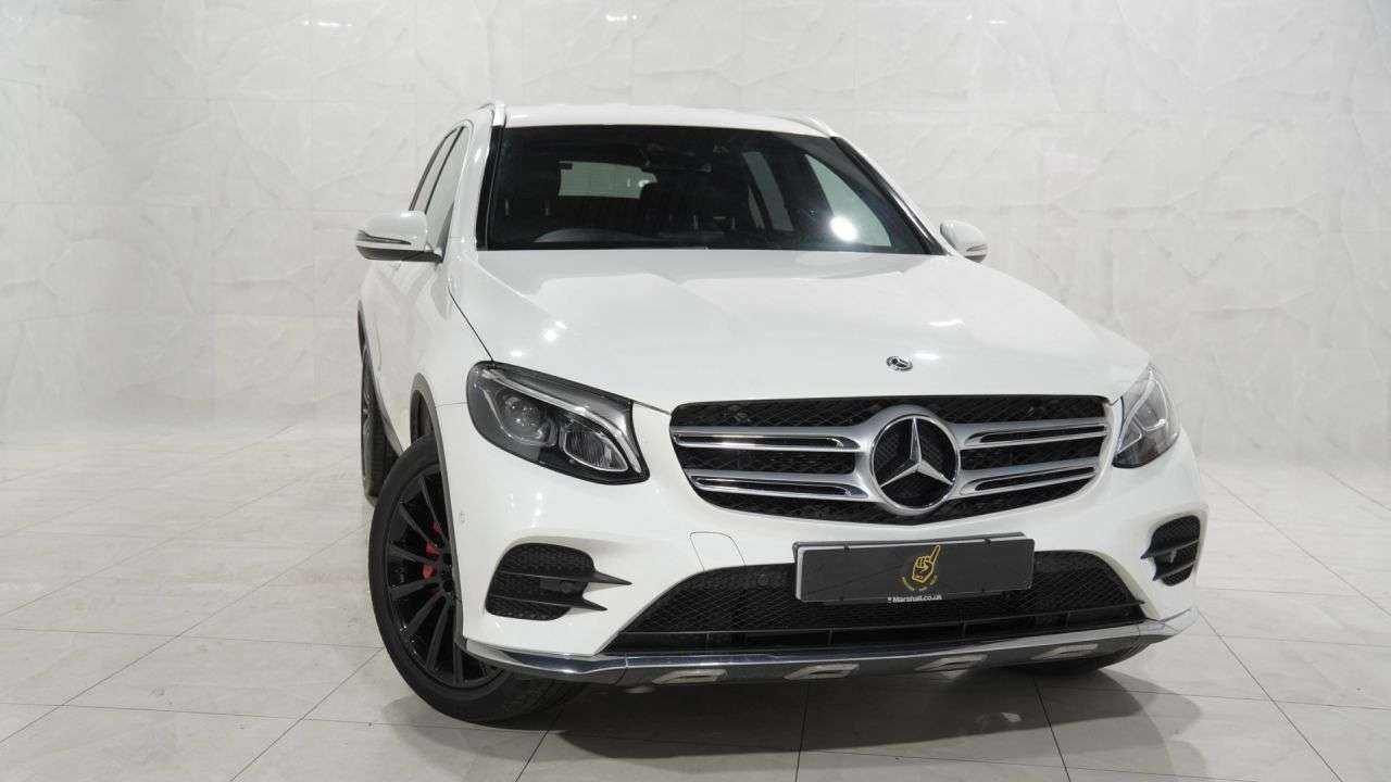 A 2018 MERCEDES-BENZ GLC 2.1 GLC250d AMG Line SUV 5dr Diesel G-Tronic+ 4MATIC Euro 6 (s/s) (204 ps) A 2018 MERCEDES-BENZ GLC 2.1 GLC250d AMG Line SUV 5dr Diesel G-Tronic+ 4MATIC Euro 6 (s/s) (204 ps)