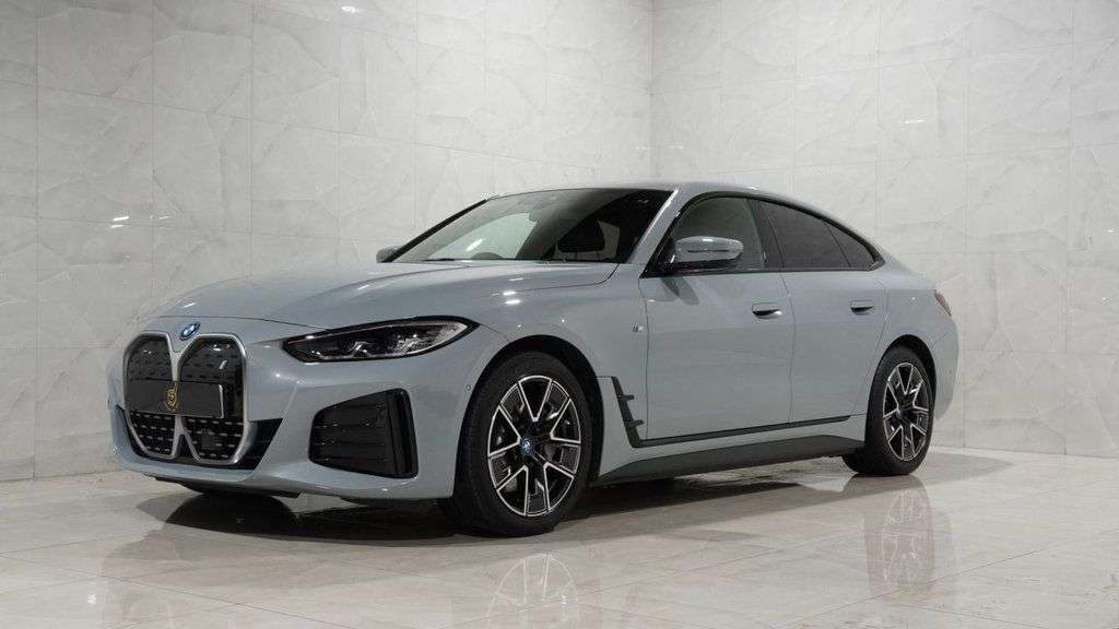 A 2023 BMW I4 40 83.9kWh M Sport Gran Coupe 5dr Electric Auto eDrive (340 ps) Service His A 2023 BMW I4 40 83.9kWh M Sport Gran Coupe 5dr Electric Auto eDrive (340 ps) Service His