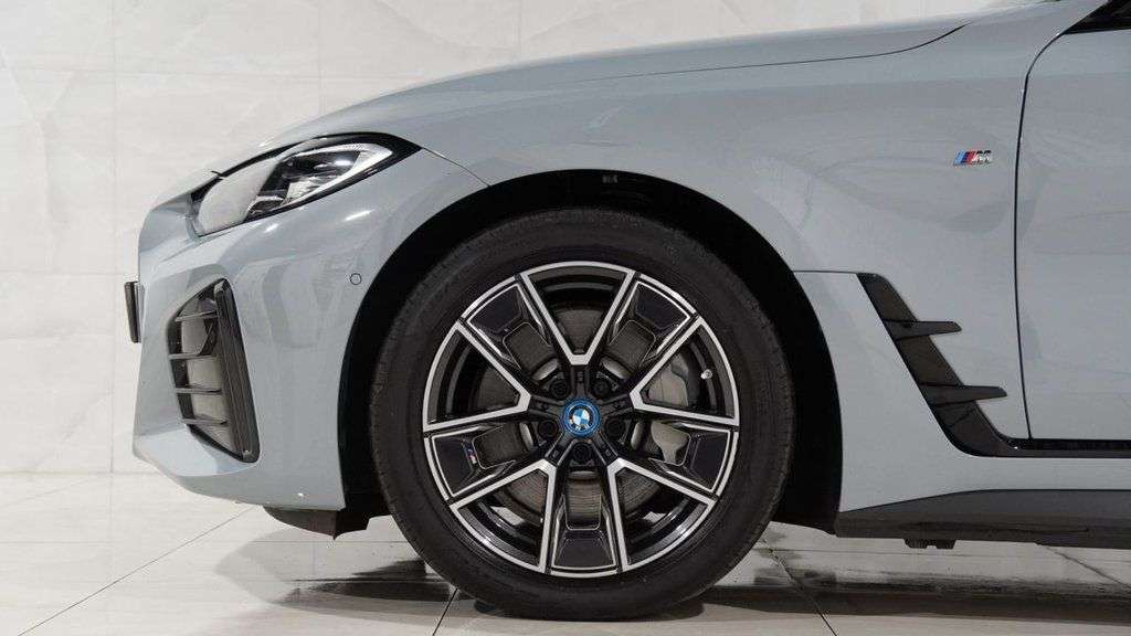 2023 BMW I4 2023 BMW I4