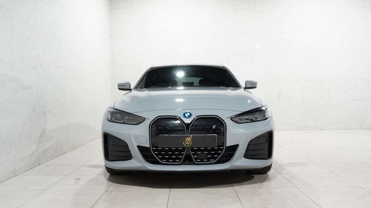 A 2023 BMW I4 40 83.9kWh M Sport Gran Coupe 5dr Electric Auto eDrive (340 ps) Service His A 2023 BMW I4 40 83.9kWh M Sport Gran Coupe 5dr Electric Auto eDrive (340 ps) Service His