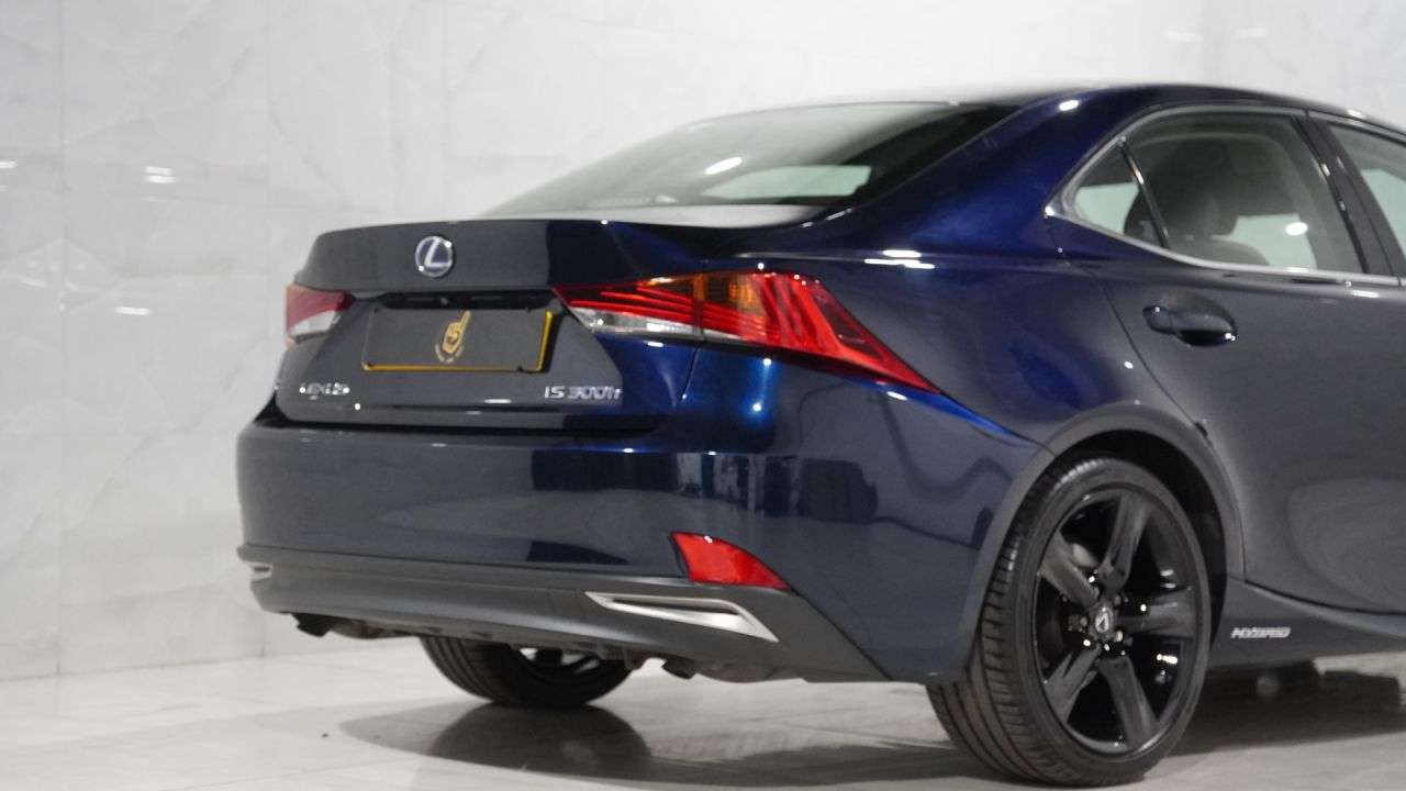 2019 LEXUS IS 2019 LEXUS IS