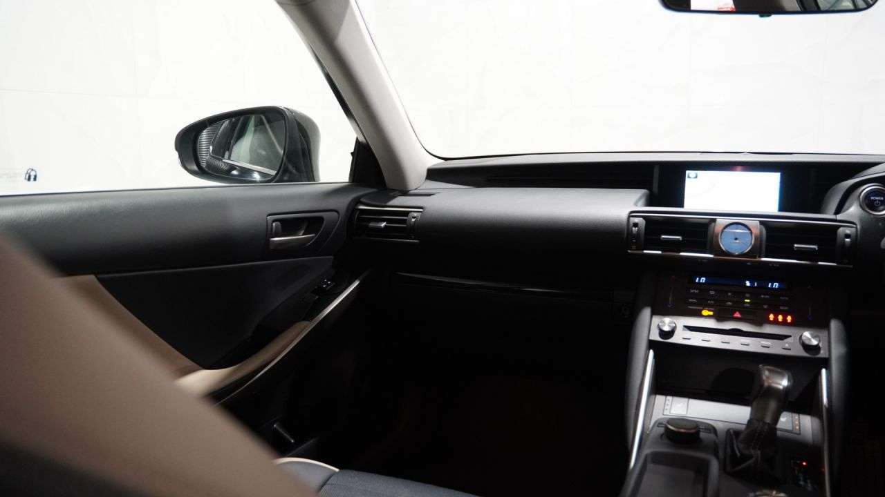 2019 LEXUS IS 2019 LEXUS IS
