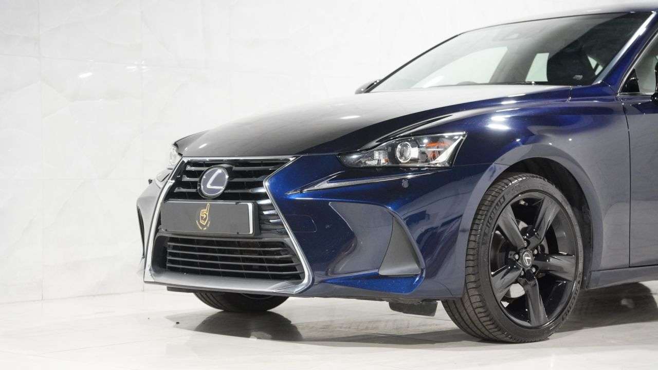 2019 LEXUS IS 2019 LEXUS IS