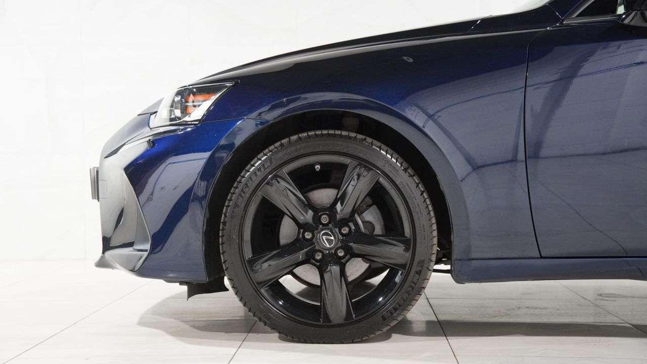 2019 LEXUS IS 2019 LEXUS IS