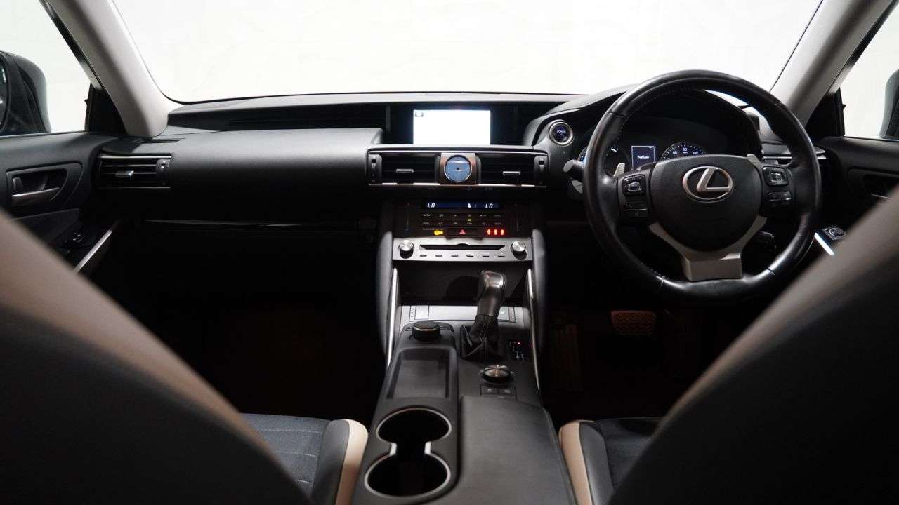 2019 LEXUS IS 2019 LEXUS IS
