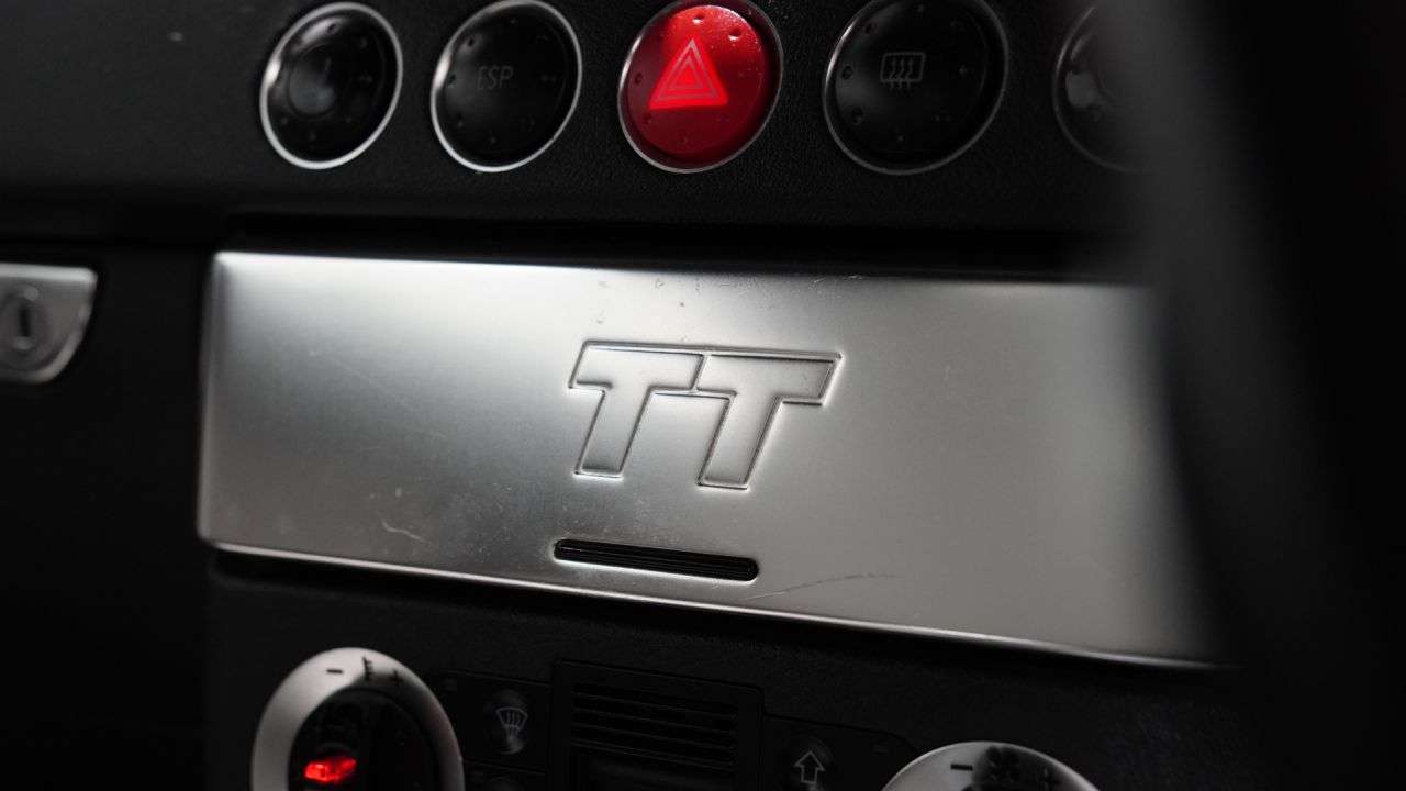 2003 AUDI TT 2003 AUDI TT