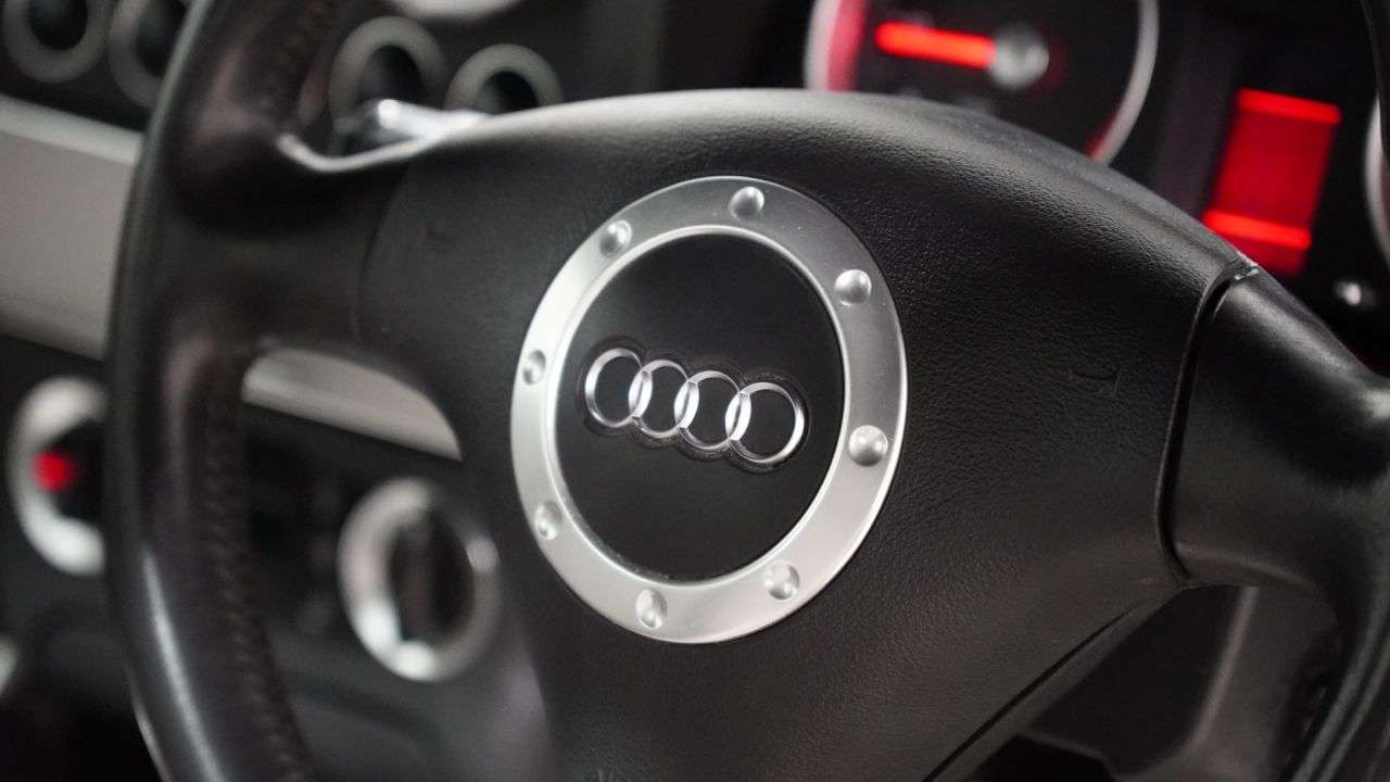 2003 AUDI TT 2003 AUDI TT