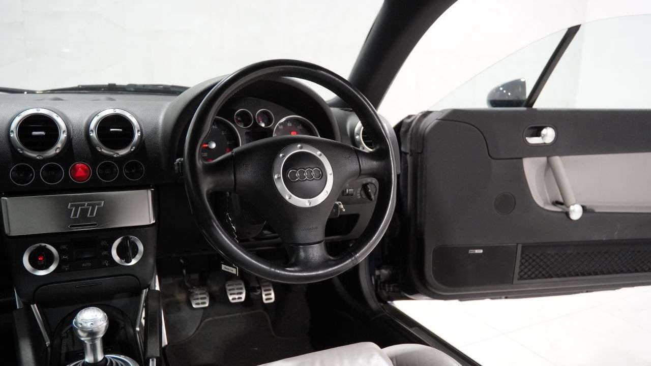 2003 AUDI TT 2003 AUDI TT