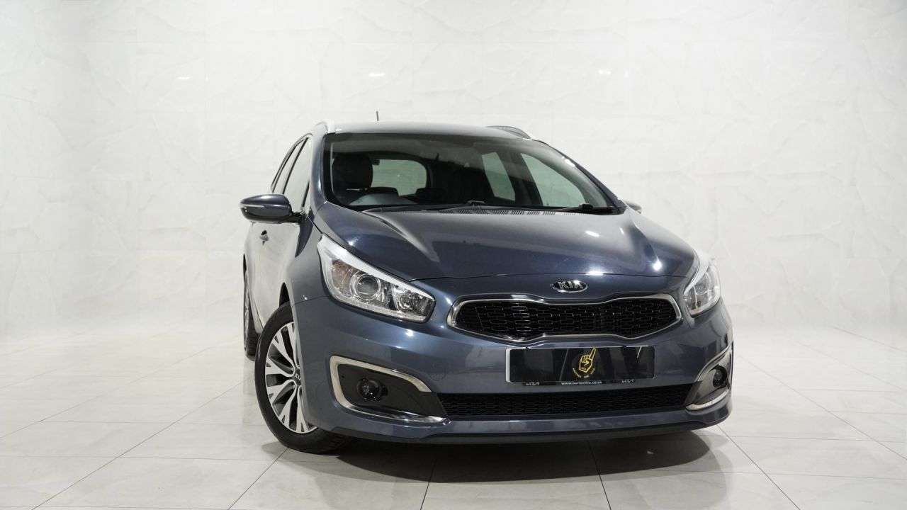 A 2017 KIA CEED 1.6 CRDi 3 Sportswagon 5dr Diesel DCT Euro 6 (s/s) (134 bhp) Service Histor A 2017 KIA CEED 1.6 CRDi 3 Sportswagon 5dr Diesel DCT Euro 6 (s/s) (134 bhp) Service Histor