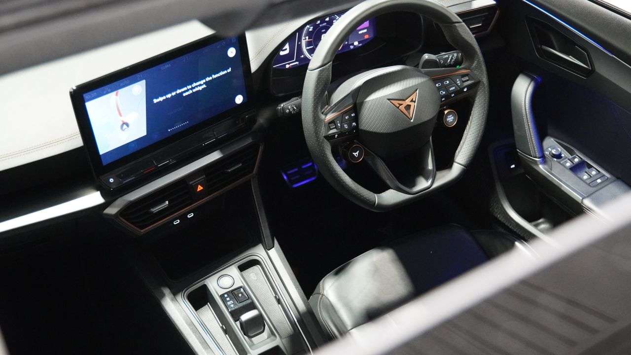 A 2022 CUPRA FORMENTOR 2.0 TSI VZ2 SUV 5dr Petrol DSG 4Drive Euro 6 (s/s) (310 ps) Service History A 2022 CUPRA FORMENTOR 2.0 TSI VZ2 SUV 5dr Petrol DSG 4Drive Euro 6 (s/s) (310 ps) Service History