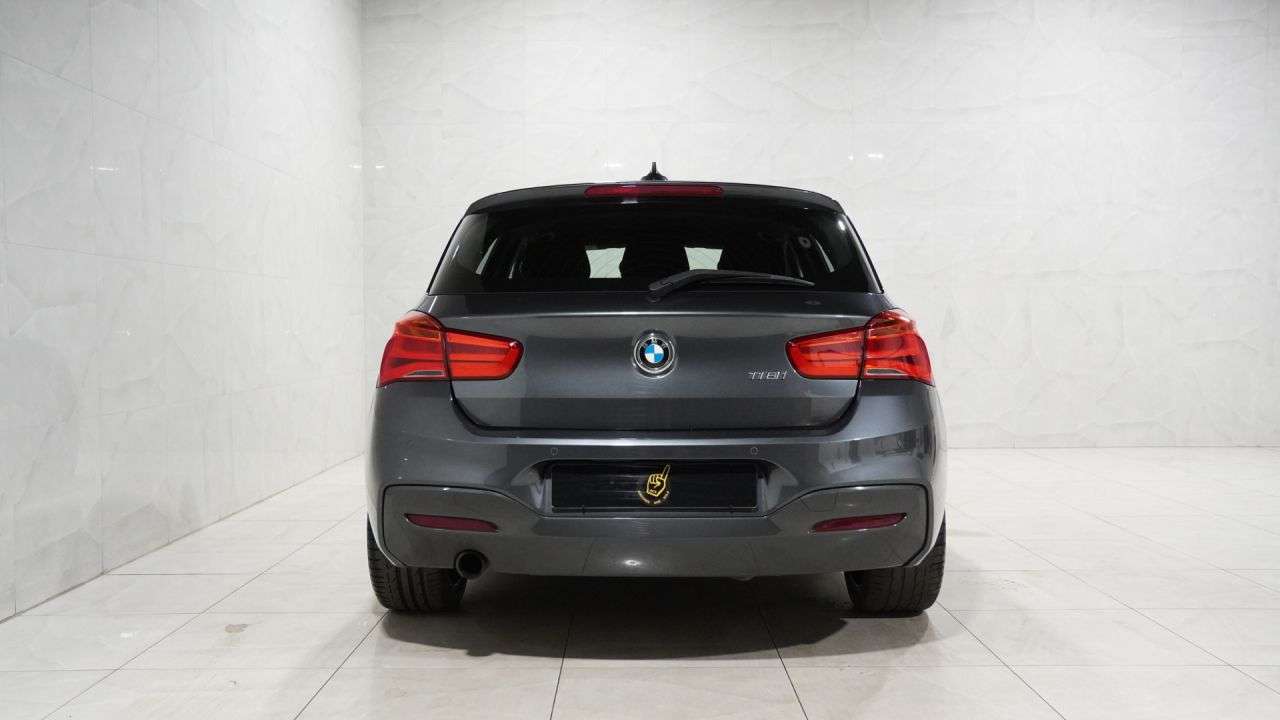 A 2015 BMW 1 SERIES 1.5 118i M Sport Hatchback 5dr Petrol Auto Euro 6 (s/s) (136 ps) Sat-Nav+Se A 2015 BMW 1 SERIES 1.5 118i M Sport Hatchback 5dr Petrol Auto Euro 6 (s/s) (136 ps) Sat-Nav+Se