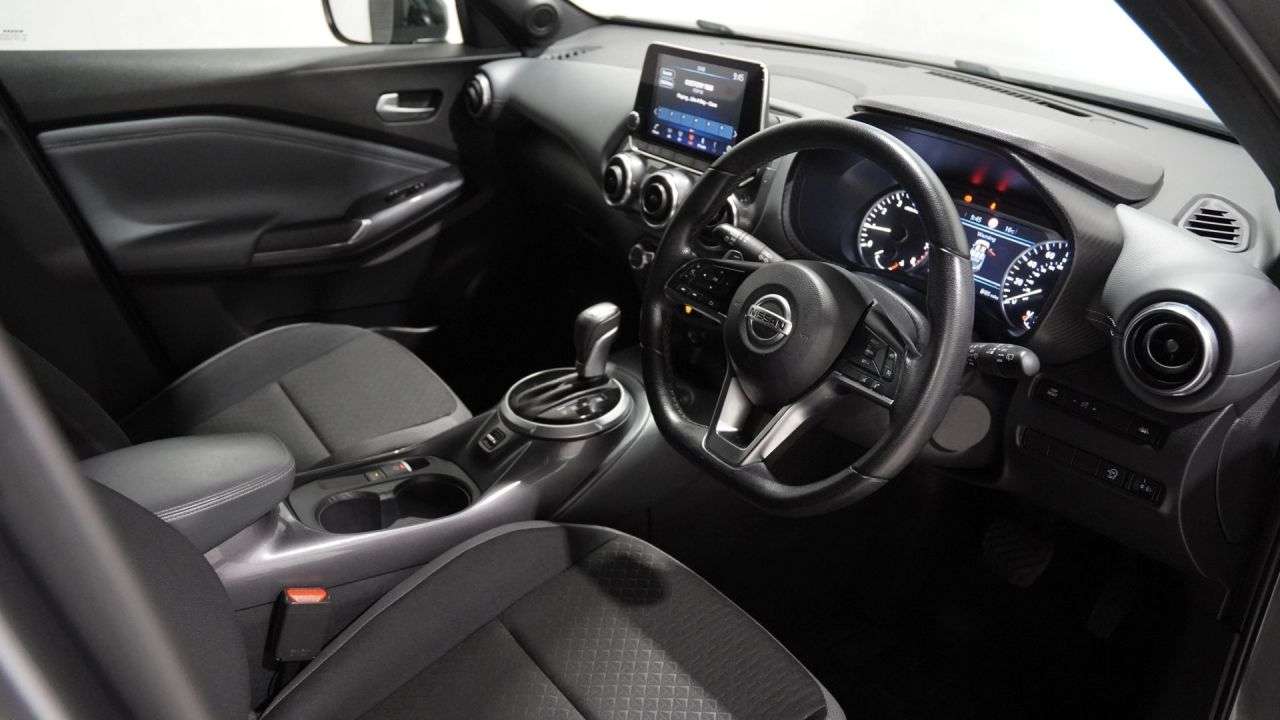 A 2021 NISSAN JUKE 1.0 DIG-T N-Connecta SUV 5dr Petrol DCT Auto Euro 6 (s/s) (114 ps) Service A 2021 NISSAN JUKE 1.0 DIG-T N-Connecta SUV 5dr Petrol DCT Auto Euro 6 (s/s) (114 ps) Service