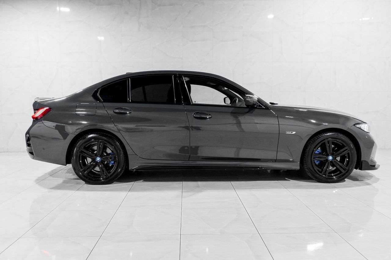 A 2023 BMW 3 SERIES 2.0 330e 12kWh M Sport Saloon 4dr Petrol Plug-in Hybrid Auto xDrive Euro 6 A 2023 BMW 3 SERIES 2.0 330e 12kWh M Sport Saloon 4dr Petrol Plug-in Hybrid Auto xDrive Euro 6