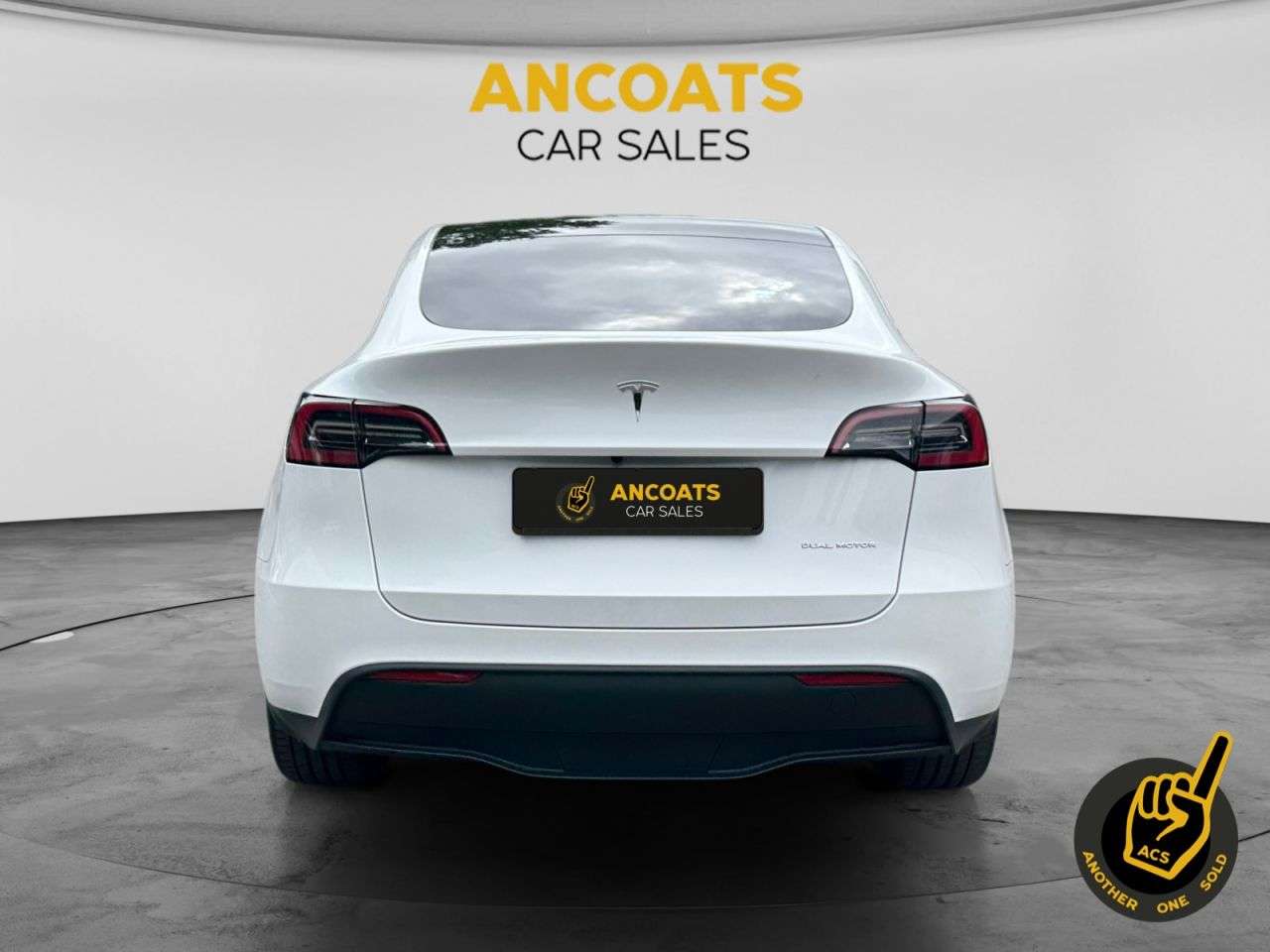 A 2023 TESLA MODEL Y (Dual Motor) Long Range SUV 5dr Electric Auto 4WDE (384 bhp) Vat Qualifying A 2023 TESLA MODEL Y (Dual Motor) Long Range SUV 5dr Electric Auto 4WDE (384 bhp) Vat Qualifying