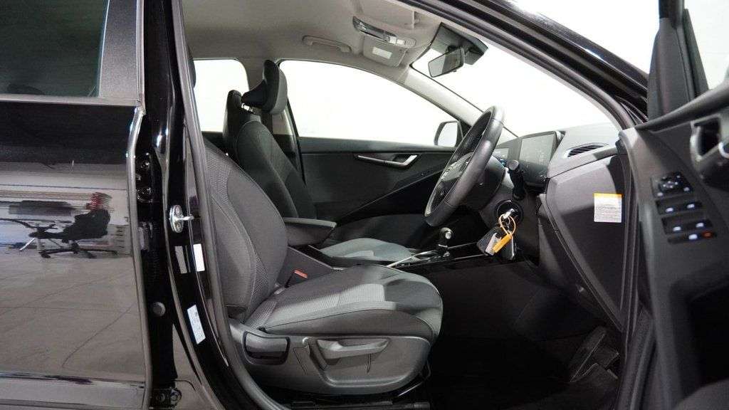 A 2022 KIA NIRO 1.6h GDi 2 SUV 5dr Petrol Hybrid DCT Euro 6 (s/s) (139 bhp) S/History+Sat-N A 2022 KIA NIRO 1.6h GDi 2 SUV 5dr Petrol Hybrid DCT Euro 6 (s/s) (139 bhp) S/History+Sat-N
