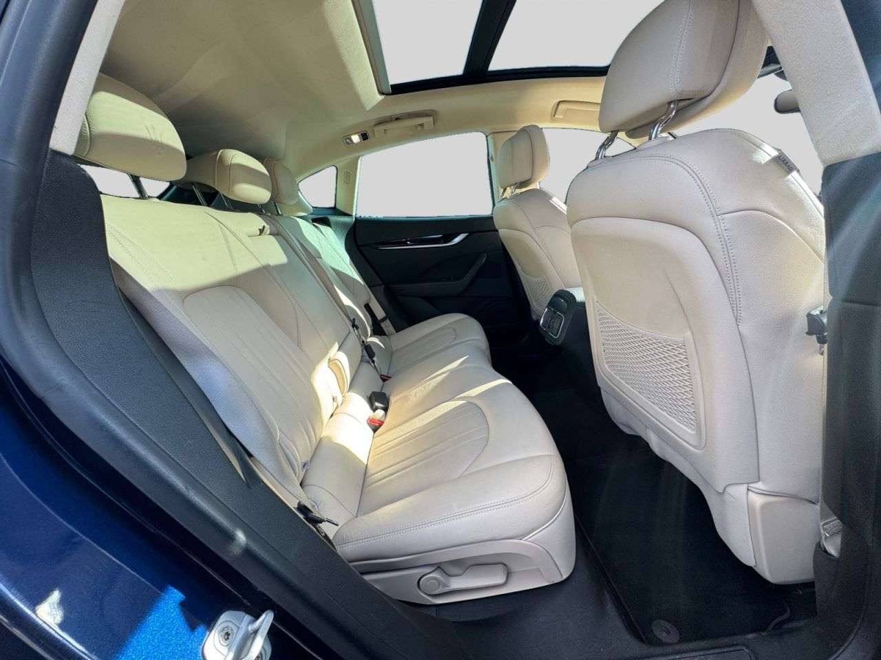 2018 MASERATI LEVANTE 2018 MASERATI LEVANTE