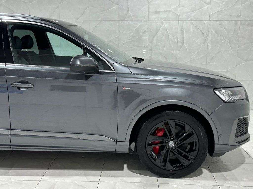 2020 AUDI Q7 2020 AUDI Q7